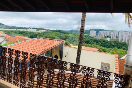 Casa à venda com 3 quartos, sendo 1 suíte, em Parque das Colinas, Valinhos, SP