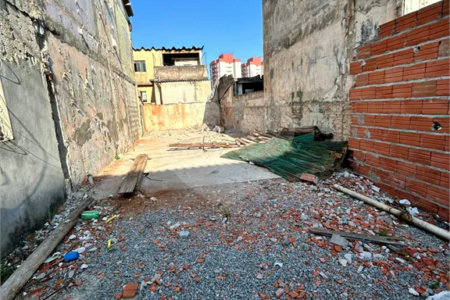 Terreno com 91m² , à venda na Vila Regente Feijó.