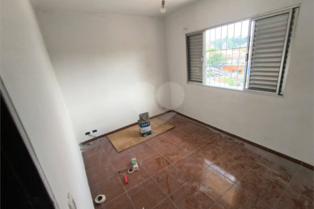 Sobrado à venda com 3 quartos, sendo 1 suíte, em Jardim Umarizal, São Paulo, SP