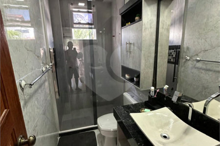 Casa à venda com 5 quartos, sendo 1 suíte, em Caravelas, Armação dos Búzios, RJ