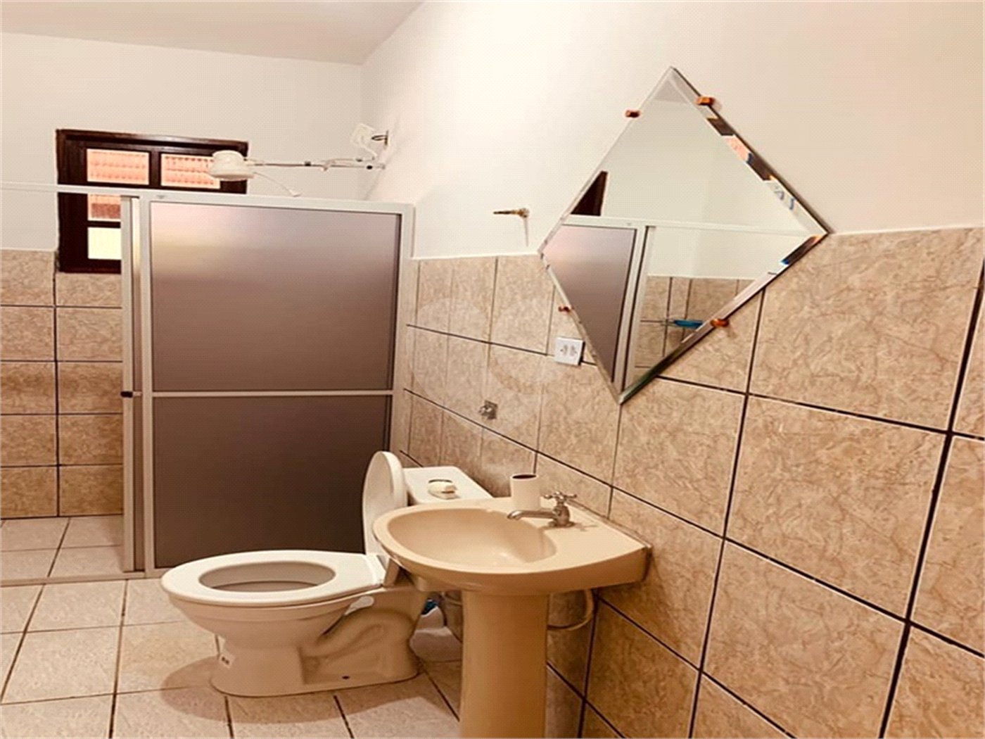 Chácara à venda com 3 quartos, sendo 1 suíte,  no Centro, Guararema, SP