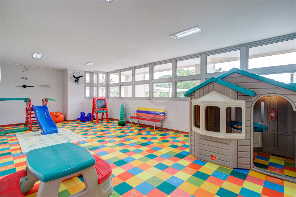 Apartamento à venda com 3 quartos, sendo 1 suíte, em Jardim Marajoara, São Paulo, SP