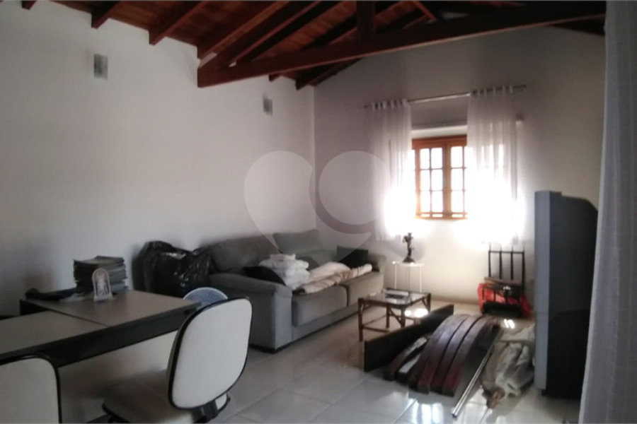 Casa à venda com 4 quartos, sendo 2 suítes, em Barreiro, Mairiporã, SP