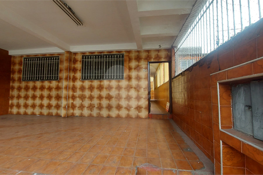 Sobrado à venda com 4 quartos, sendo 1 suíte, em Vila Guarani, São Paulo, SP