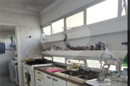 Apartamento à venda com 3 quartos, sendo 1 suíte,  em Paraíso do Morumbi, São Paulo, SP