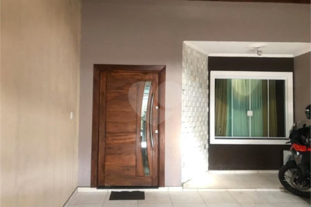 Sobrado à venda com 3 suítes em Vila Haro, Sorocaba, SP