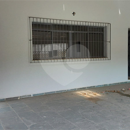 Sobrado à venda com 3 quartos, sendo 1 suíte, em Ressaca, Atibaia, SP