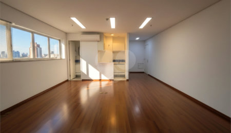 Sala à venda em Chácara Santo Antônio, São Paulo, SP