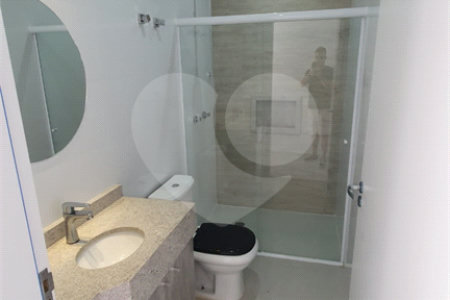 Casa à venda com 3 quartos, sendo 1 suíte, no condomínio Figueira Garden, Atibaia - SP