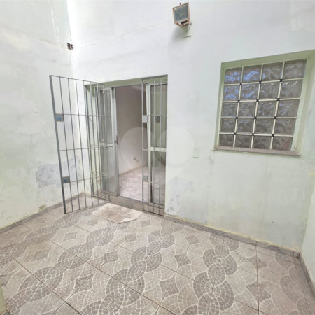 Sobrado à venda com 3 quartos em Jardim Ivana, São Paulo, SP