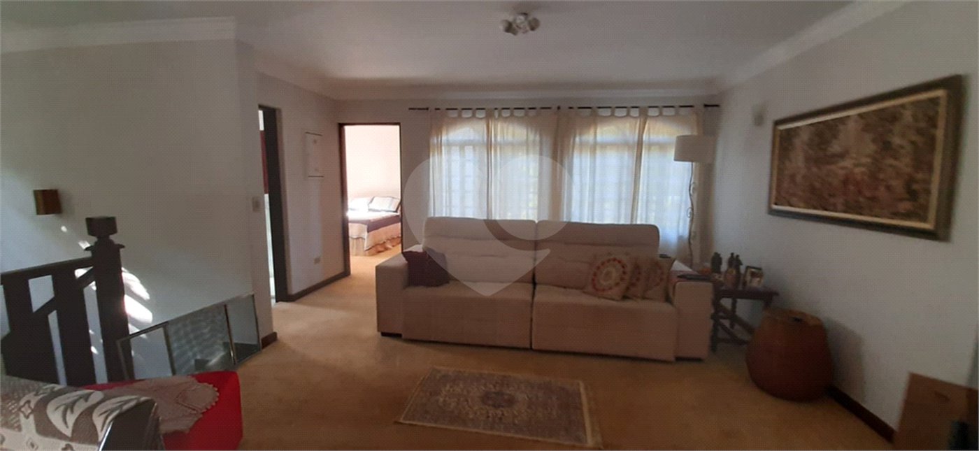 Casa à venda com 3 quartos, sendo 1 suíte, no condomínio Sausalito, Mairiporã - SP