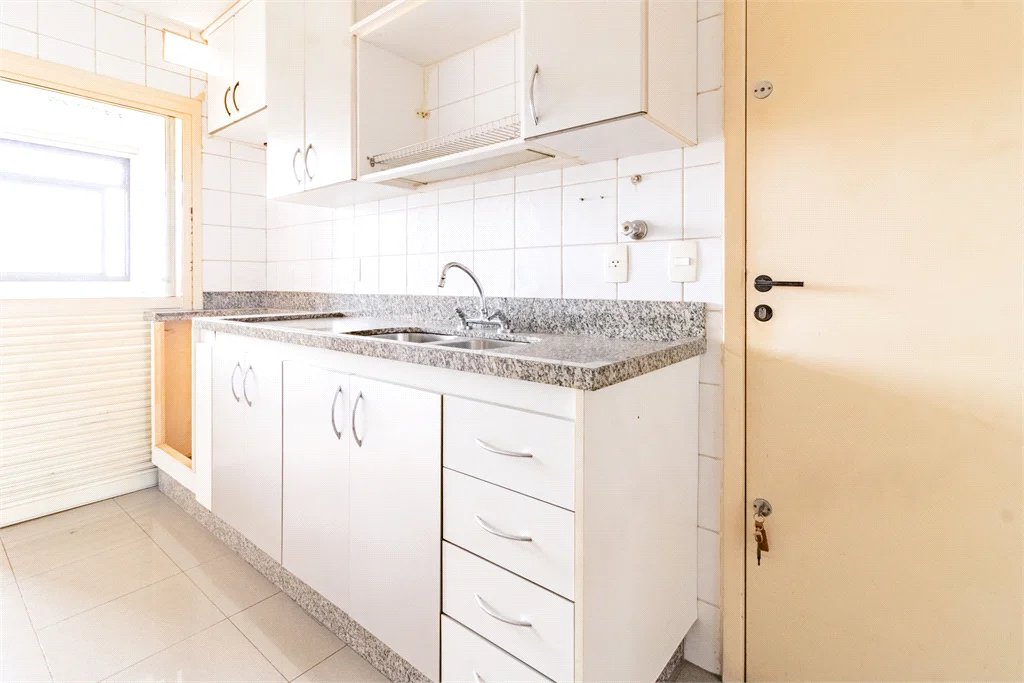 Apartamento à venda com 3 quartos, sendo 1 suíte, em Sumarezinho, São Paulo, SP