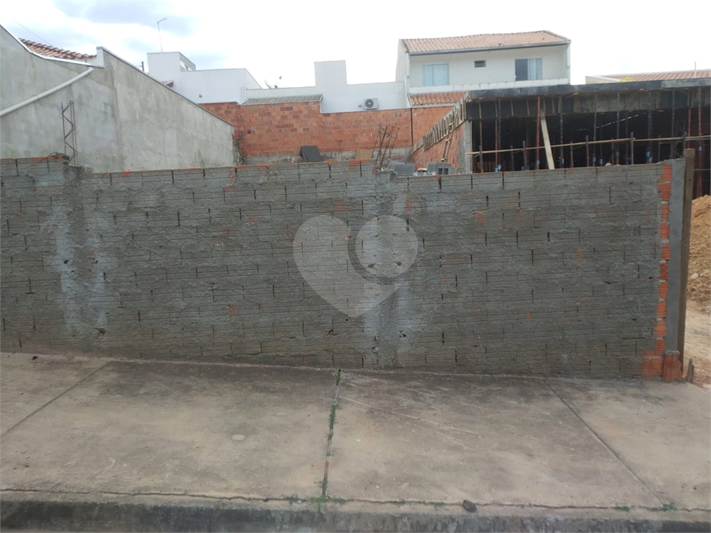 Terreno à venda no Centro, Elias Fausto, SP