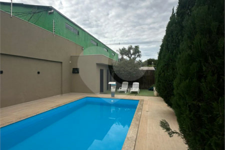 Casa à venda com 6 suítes em Pedro Juan Caballero, Amambay