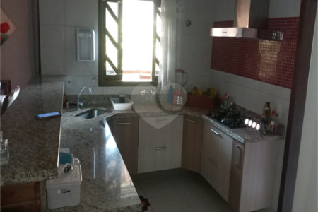 Chácara à venda com 3 quartos, sendo 2 suítes,  em Monterrey, Louveira, SP