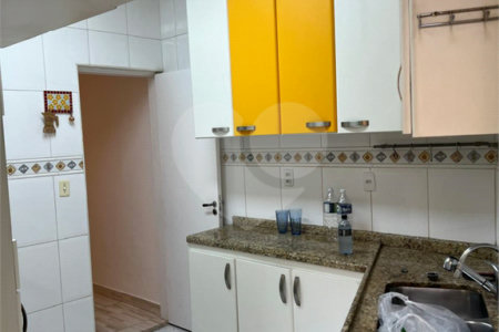 Sobrado à venda com 5 quartos, sendo 2 suítes, em Vila Universitária, São Paulo, SP