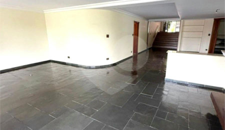 Casa à venda com 5 quartos, sendo 3 suítes,  em Jardim Leonor, São Paulo, SP