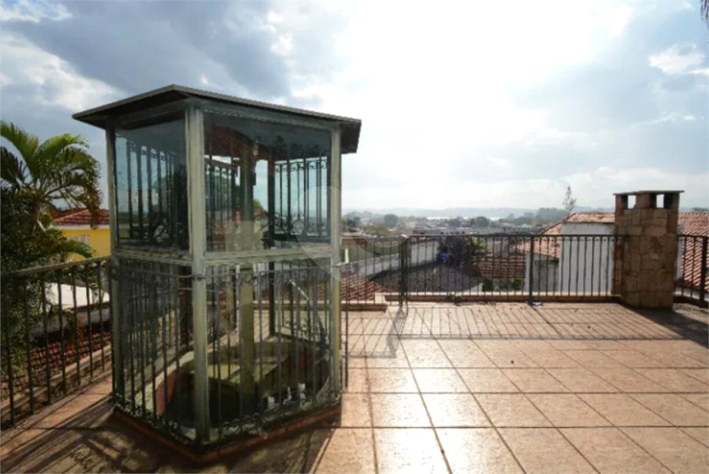 Casa à venda com 5 suítes em Capela do Socorro, São Paulo, SP