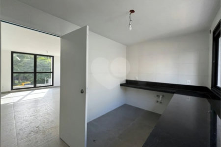 Casa à venda com 3 quartos, sendo 1 suíte, no condomínio : Cube XL Vila Madalena, São Paulo - SP