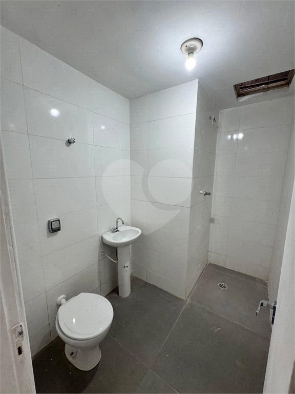Sobrado à venda com 2 quartos, sendo 1 suíte, em Vila Brasílio Machado, São Paulo, SP