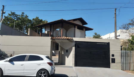 Casa à venda com 3 quartos, sendo 2 suítes,  em Vila Harmonia, Araraquara, SP
