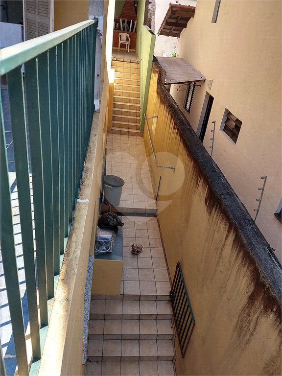 Sobrado à venda com 4 quartos, sendo 1 suíte, em Parque dos Príncipes, São Paulo, SP