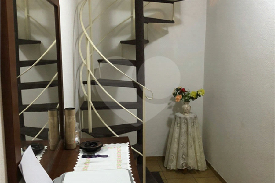 Sobrado à venda com 2 suítes em Vila Mazzei, São Paulo, SP