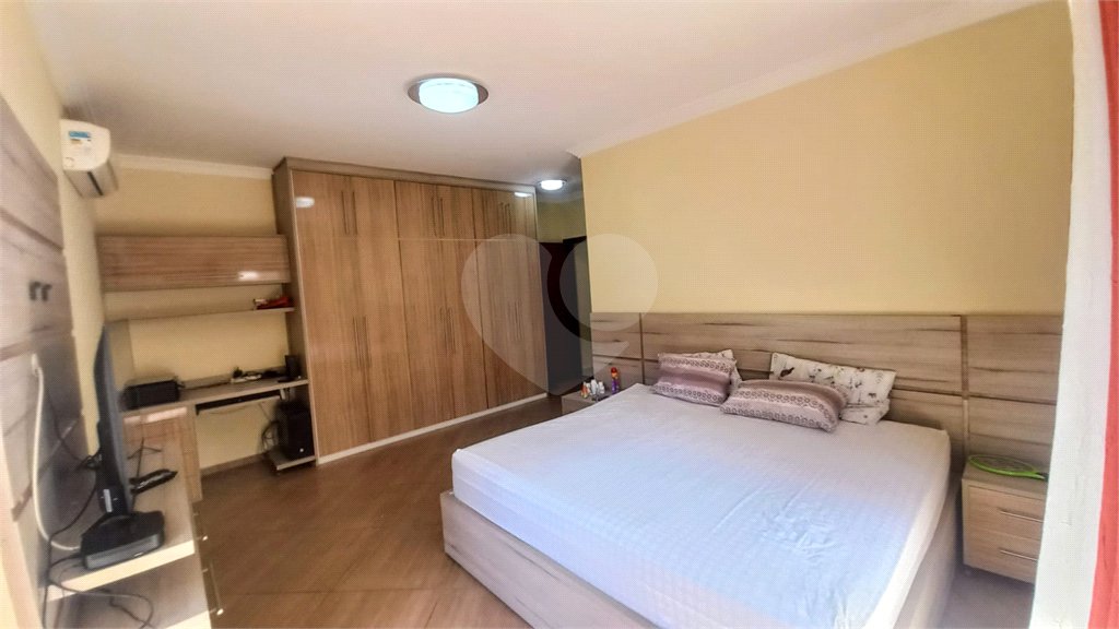 Casa à venda com 3 quartos, sendo 1 suíte,  em Jardim Residencial Martinez, Sorocaba, SP