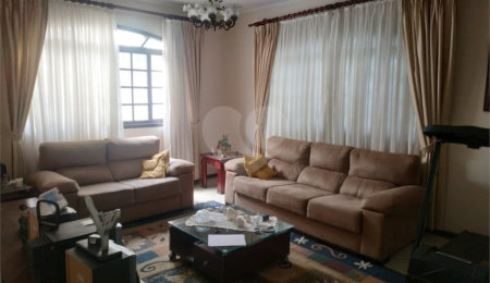 Casa Térrea à venda com 3 quartos, sendo 1 suíte,  em Interlagos, São Paulo, SP