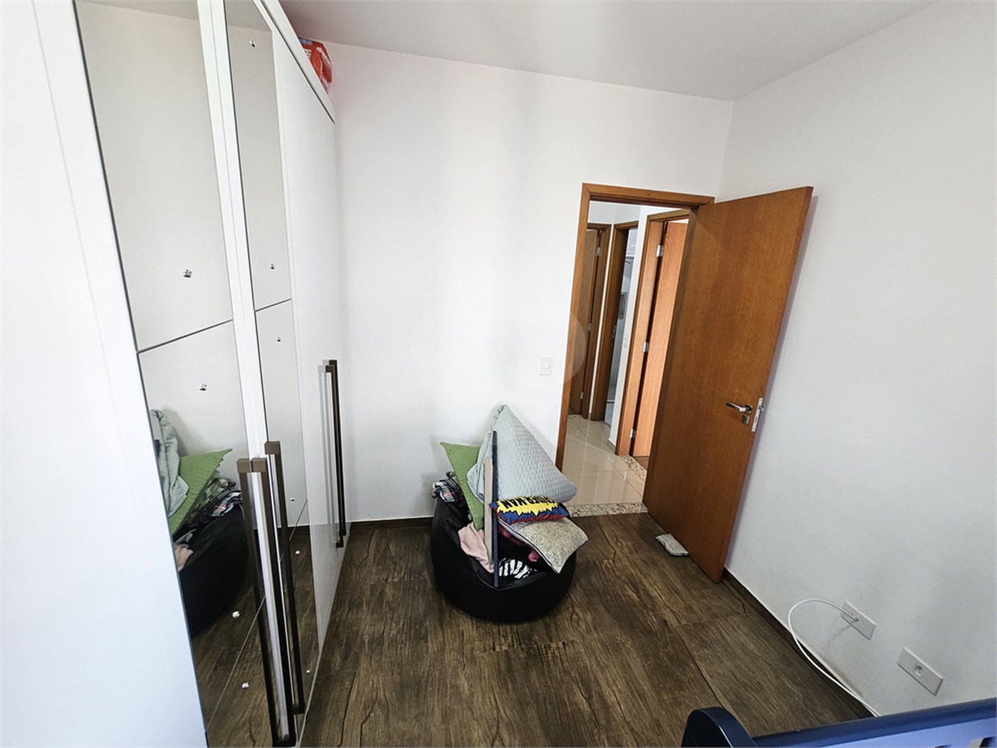 Sobrado à venda com 3 quartos, sendo 1 suíte,  em Vila Nivi, São Paulo, SP