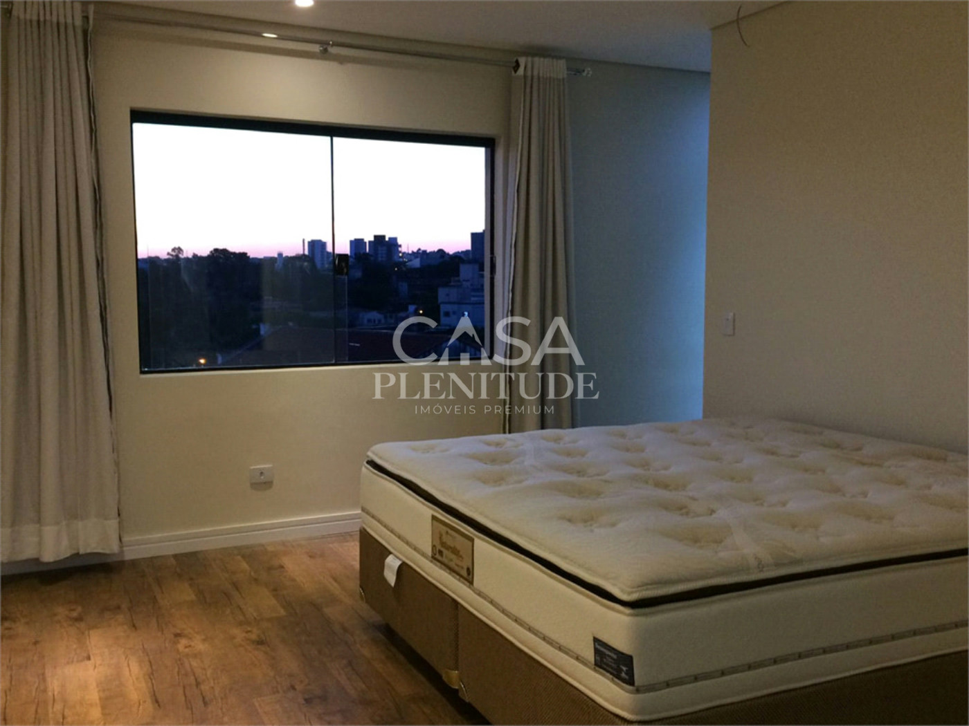 Casa à venda com 3 quartos, sendo 1 suíte, em Jardim Paulistano, Sorocaba, SP