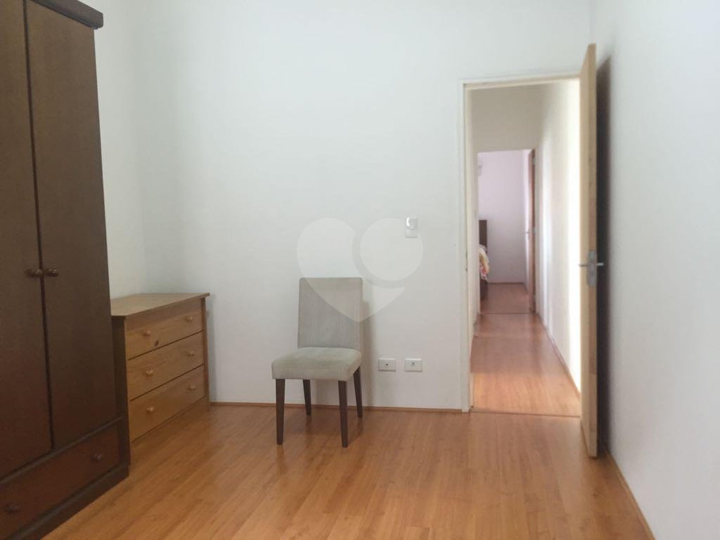 Casa à venda com 3 quartos, sendo 1 suíte, em Santa Teresinha, São Paulo, SP