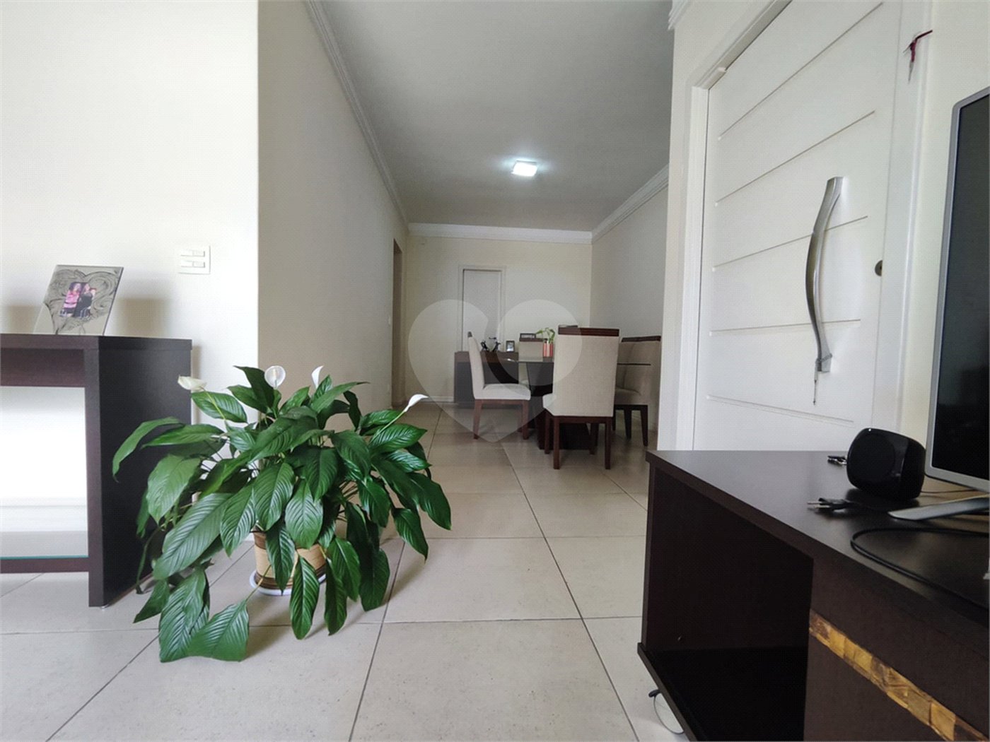 Apartamento à venda com 3 suítes em Jardim Faculdade, Sorocaba, SP
