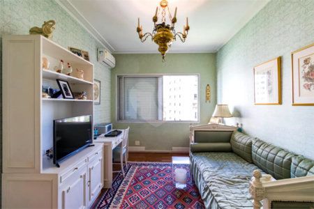 Apartamento à venda com 4 quartos, sendo 2 suítes, em Real Parque, São Paulo, SP