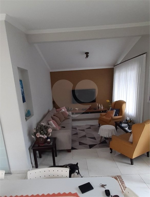 Casa à venda com 3 quartos, sendo 1 suíte, em Vila Helena, Atibaia, SP