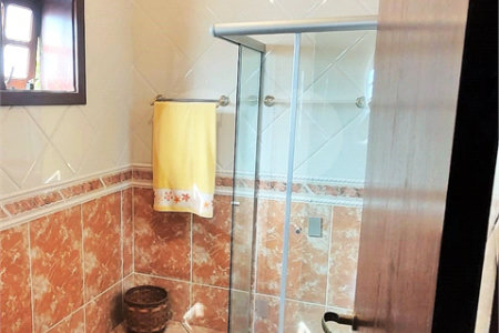 Casa à venda com 5 suítes no condomínio Estância Marambaia, Vinhedo - SP