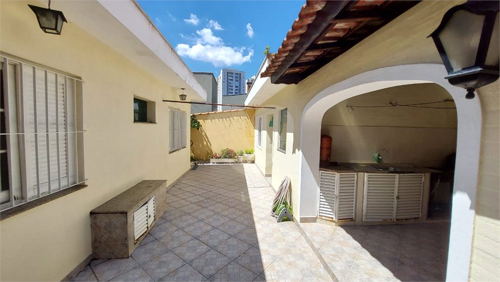 Casa à venda com 4 quartos, sendo 2 suítes, em Jardim São Caetano, São Caetano do Sul, SP