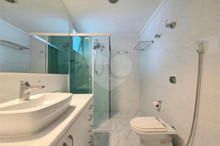 Apartamento à venda com 2 quartos em Itaim Bibi, São Paulo, SP