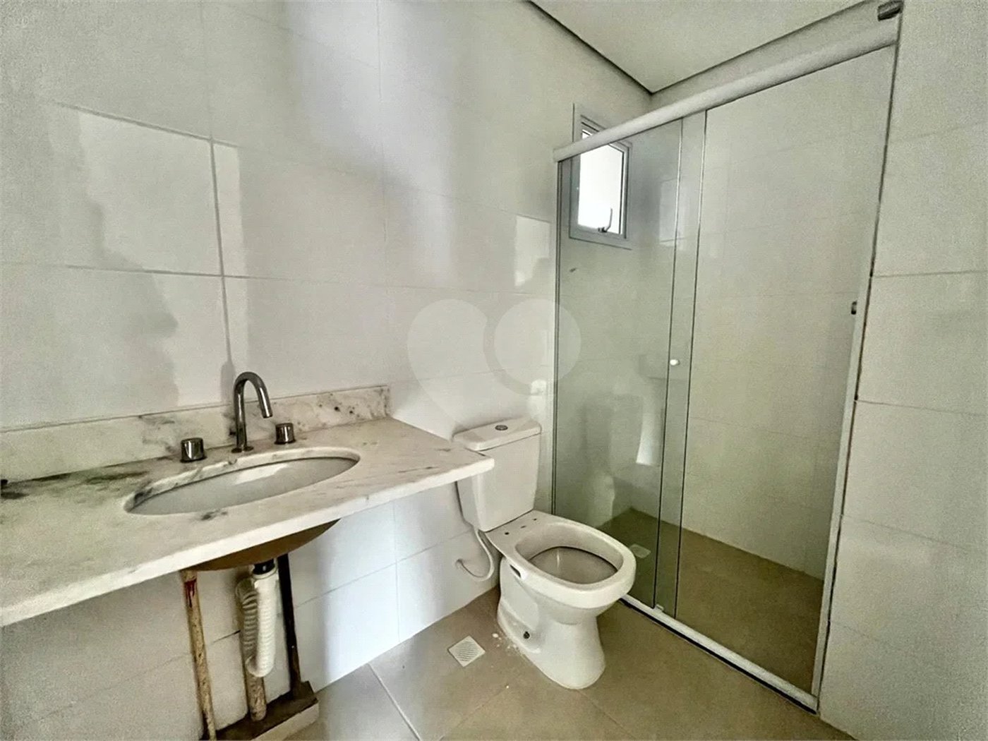 Apartamento à venda com 3 quartos, sendo 1 suíte,  em Vila Macia, Itapetininga, SP