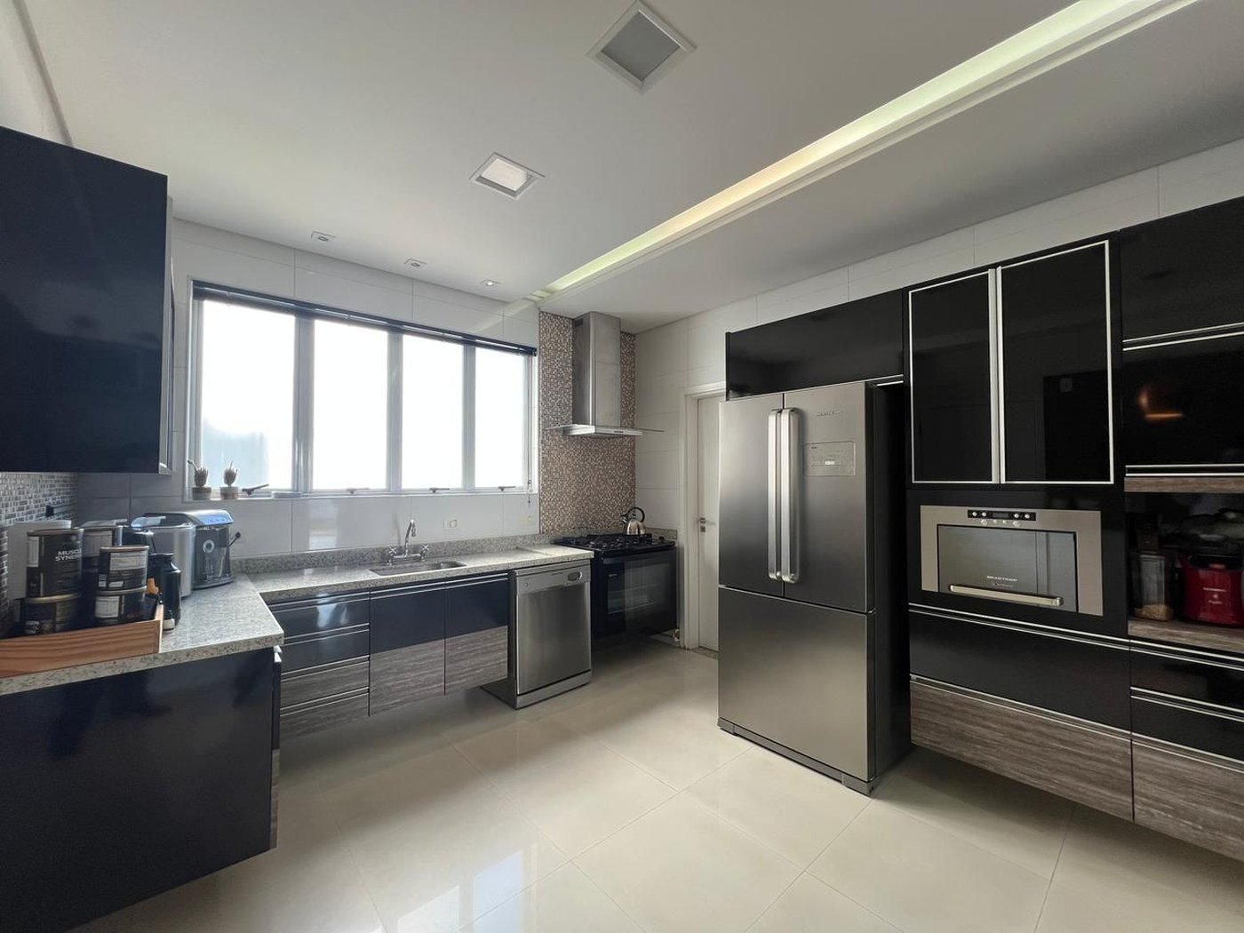 Apartamento com 3 dormitórios à venda, 204 m² por R$ 2.700.000,00 - Boqueirão - Santos/SP