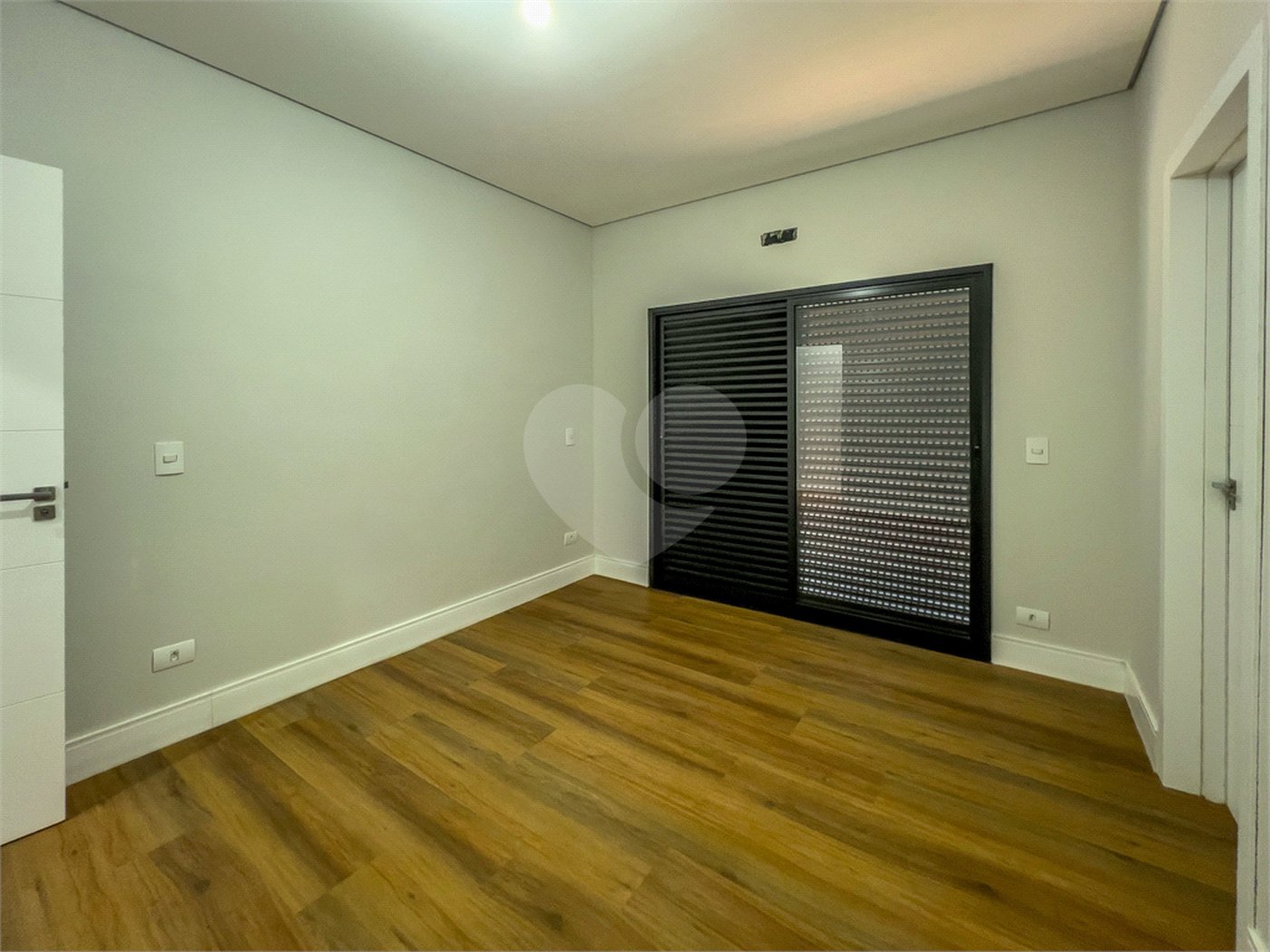 Casa à venda com 3 suítes em Jardim Paulista, Atibaia, SP