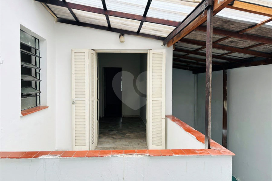 Sobrado à venda com 3 quartos, sendo 1 suíte, em Vila Romana, São Paulo, SP