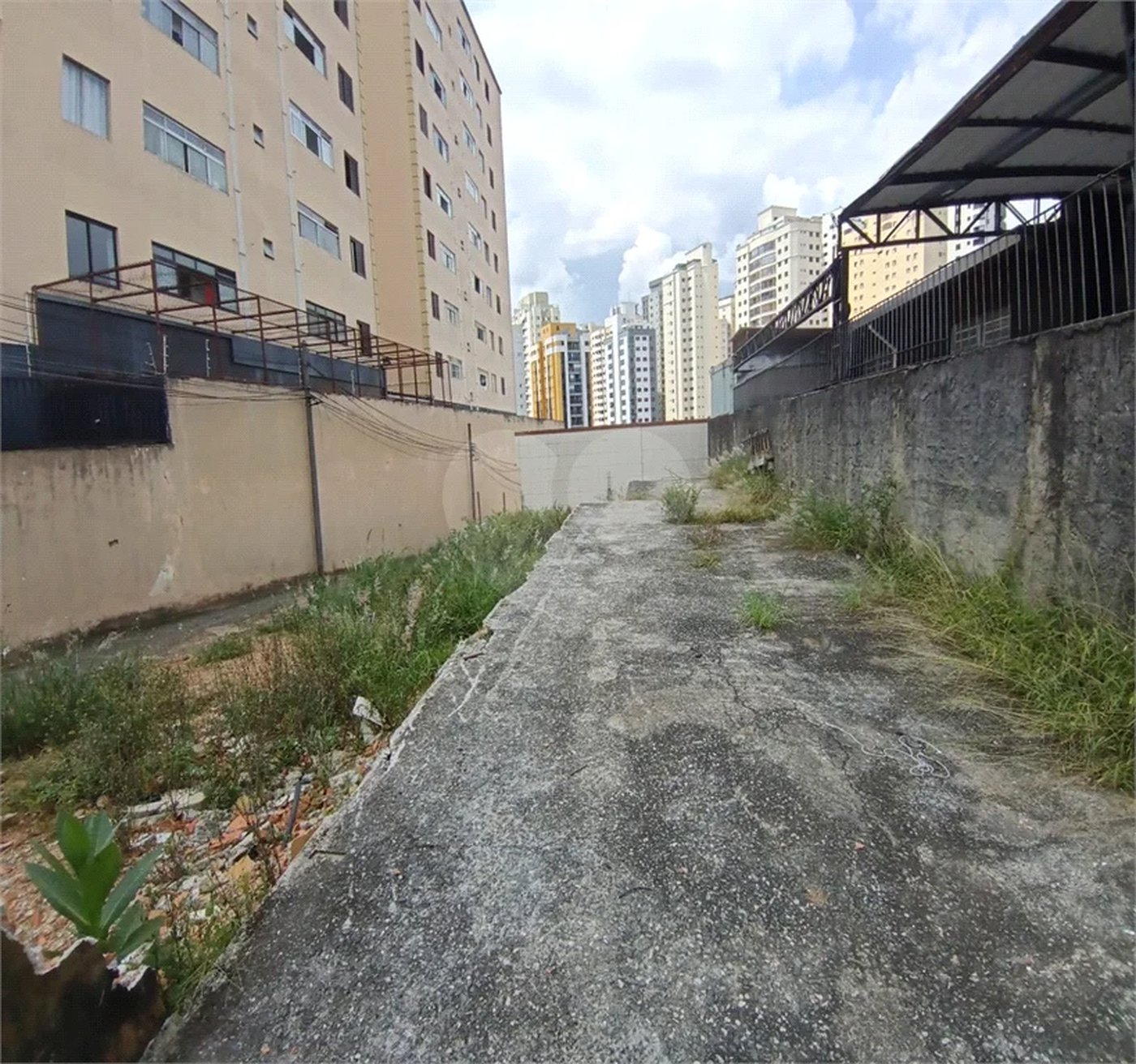 Terreno à venda em Chora Menino, São Paulo, SP
