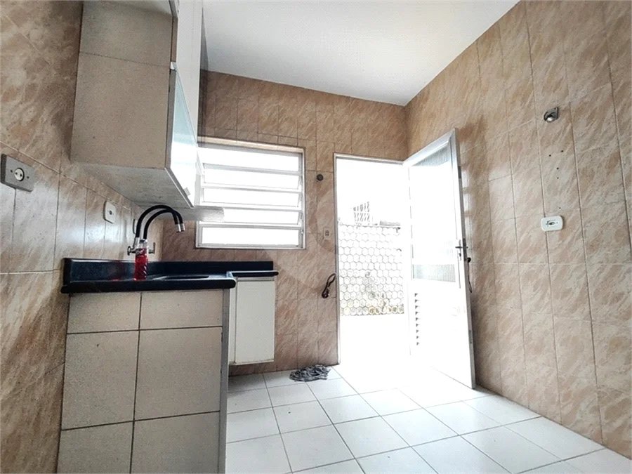 Casa Térrea à venda com 2 quartos em Parque Vitória, São Paulo, SP