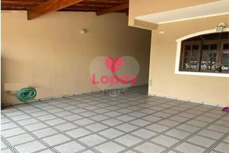 Casa à venda com 3 quartos, sendo 1 suíte, em Jardim das Indústrias, São José dos Campos, SP