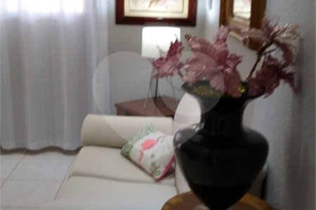 Indaiatuba - Jardim Regente -A casa tem 120 ms de construção - ter. 125,00 ms - R$ 855.000,00