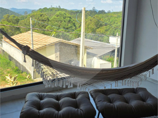 Casa à venda com 2 quartos, sendo 1 suíte,  no condomínio Águas de São Pedro, Mairiporã - SP