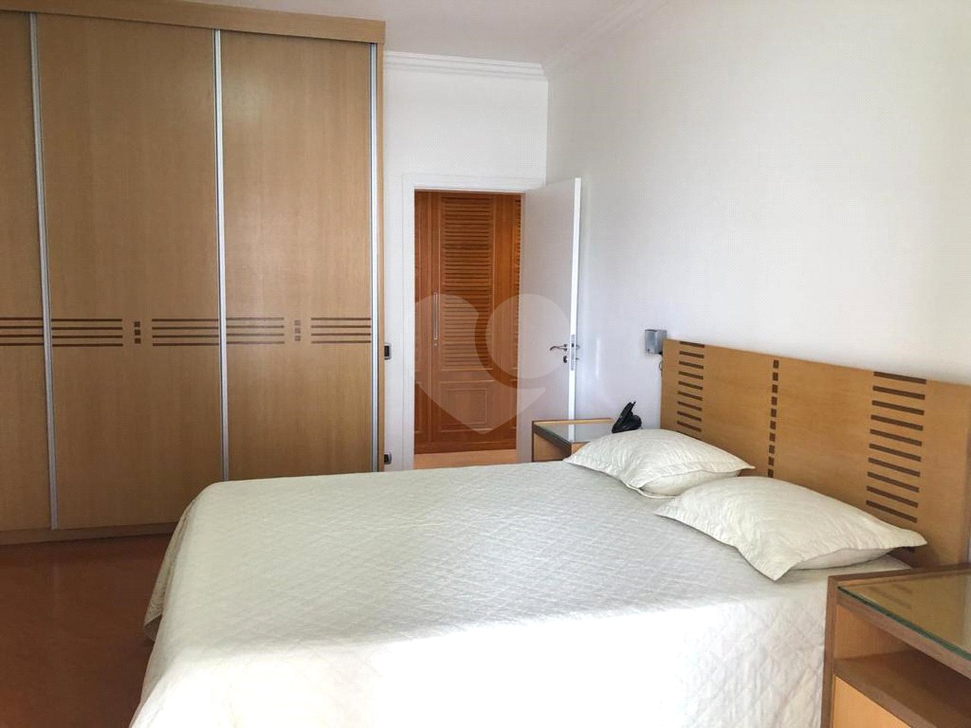 Apartamento à venda com 4 suítes em Vila Oliveira, Mogi das Cruzes, SP