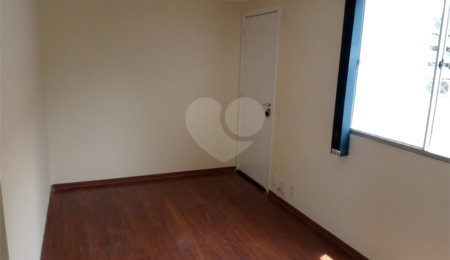 Apartamento à venda com 2 quartos em Vila Izabel, São Carlos, SP