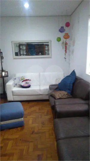 Casa à venda com 4 quartos, sendo 1 suíte, no condomínio Conselheiro Moreira de Barros, São Paulo - SP